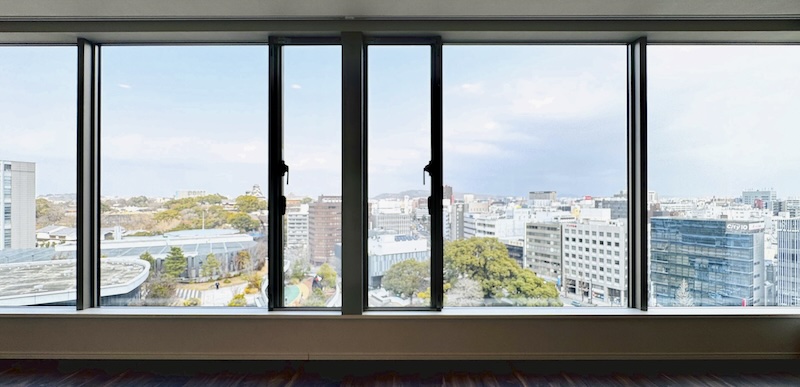 ザ・熊本ガーデンズ 1LDK 全面ガラスからの眺め