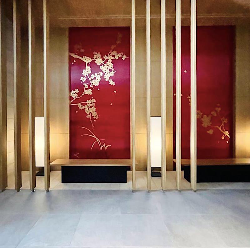 ザ・熊本ガーデンズのエレベータホール休憩スペース